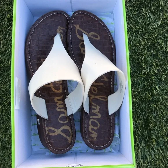 Sam Edelman Jaynee T-Strap Heel Sandals - Picture 2 of 16